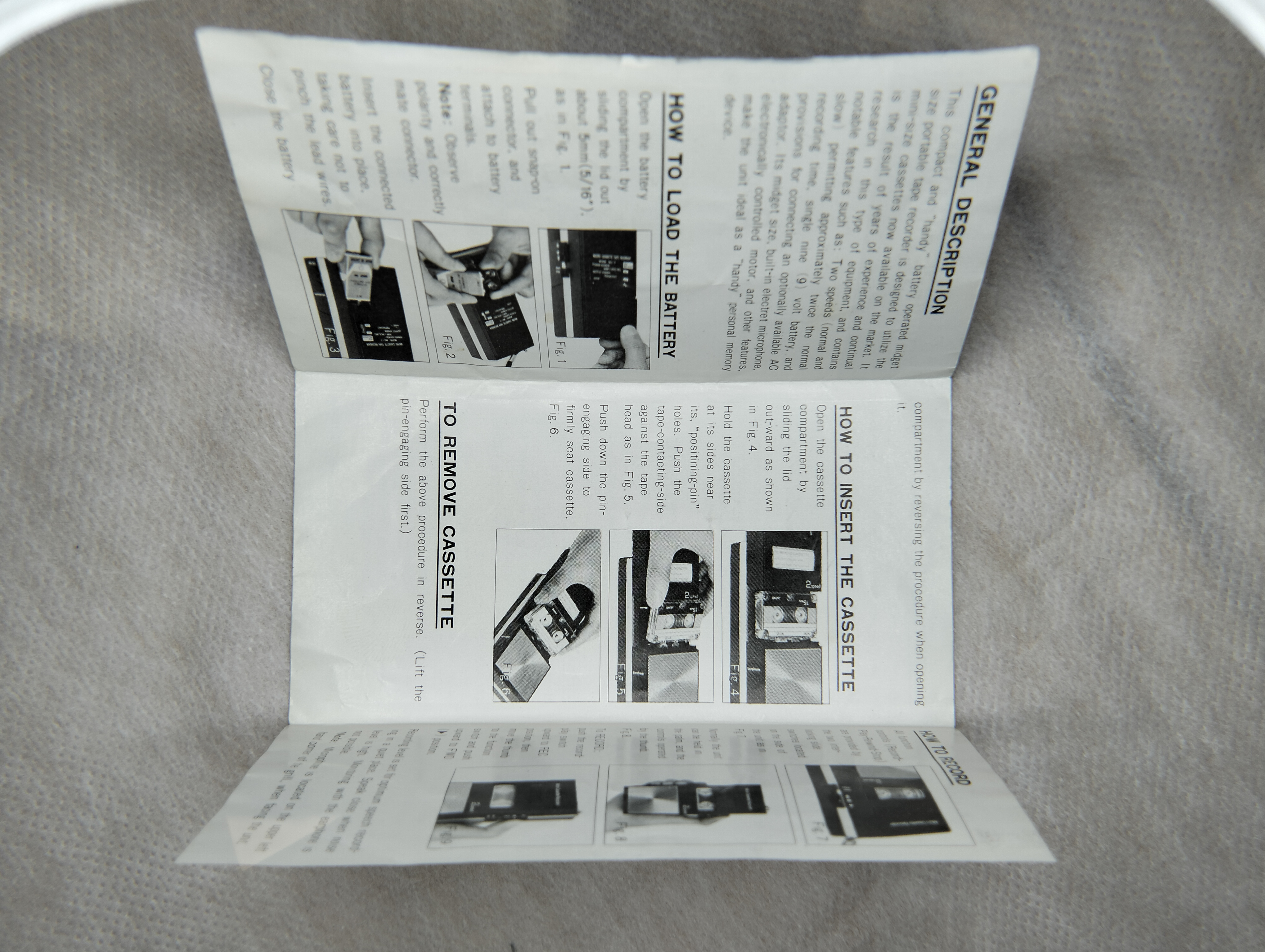 Micro Grabadora de Casete Ocean MC-7 y 3 casettes