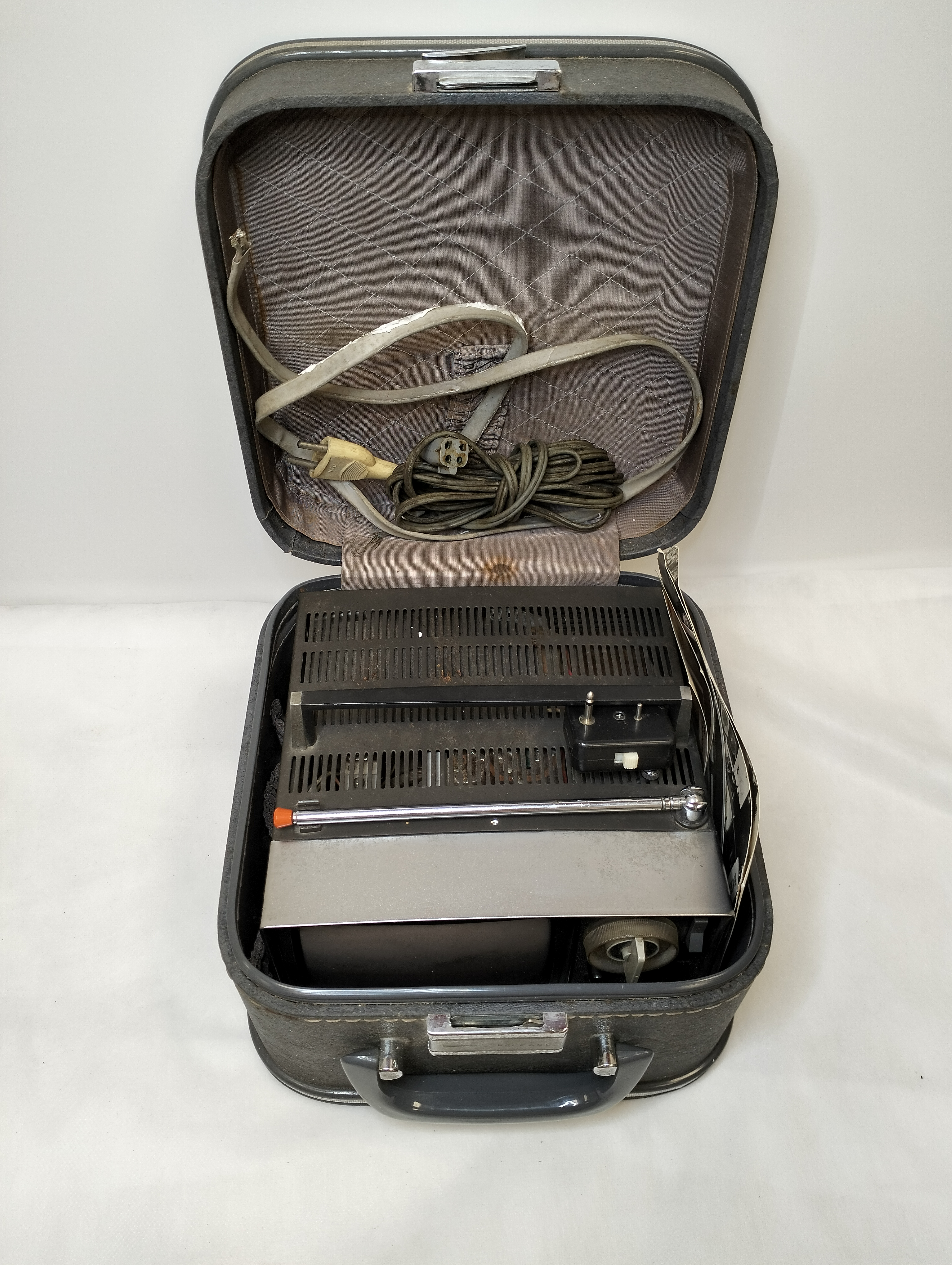Televisor Sony 5-303w portátil